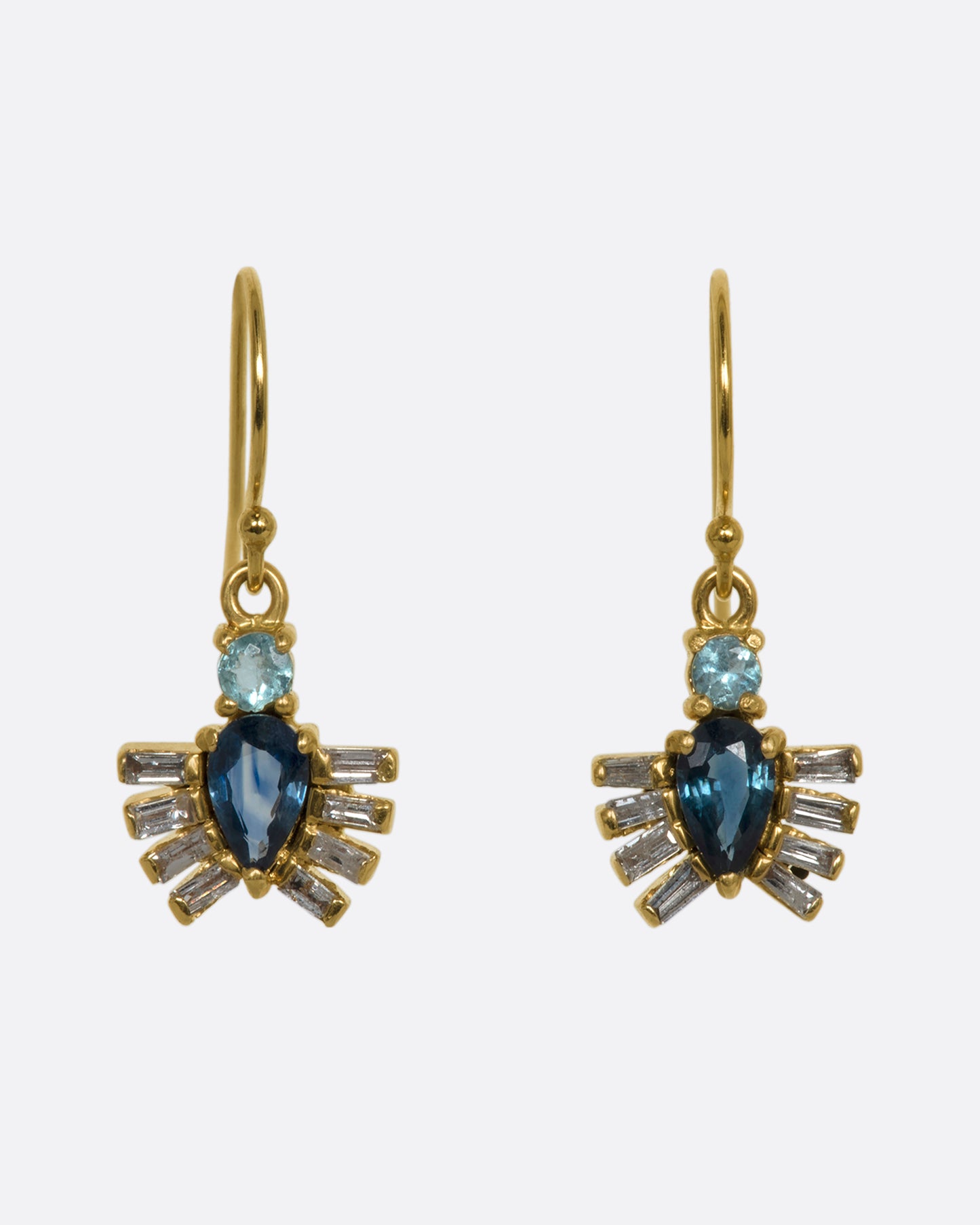 Yellow gold drop earrings with royal beetle dangles made of apatite, sapphires and diamonds. View from the front.