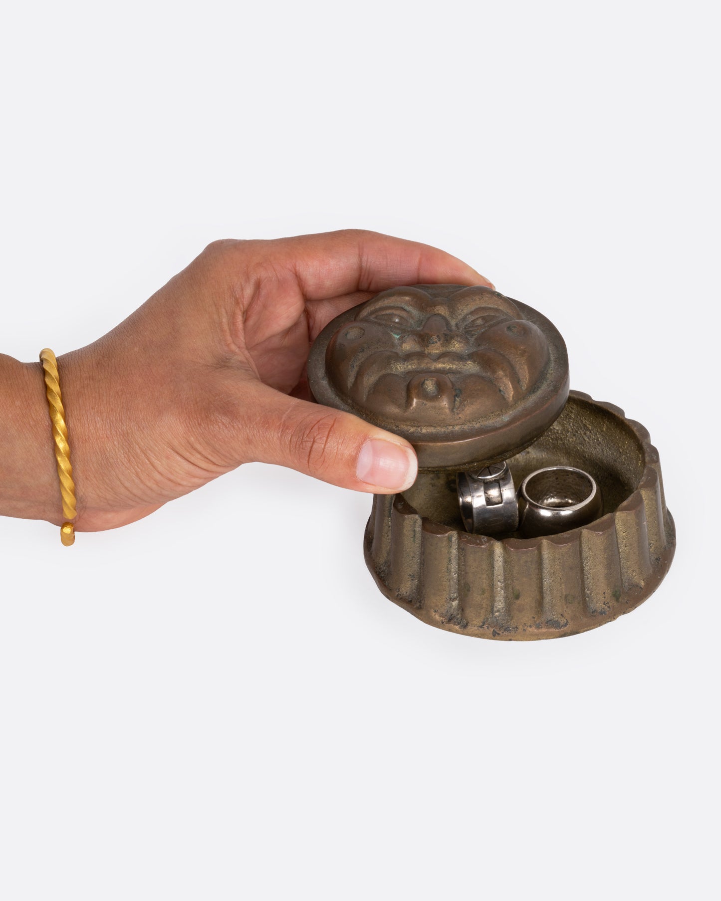 Circular Face Box