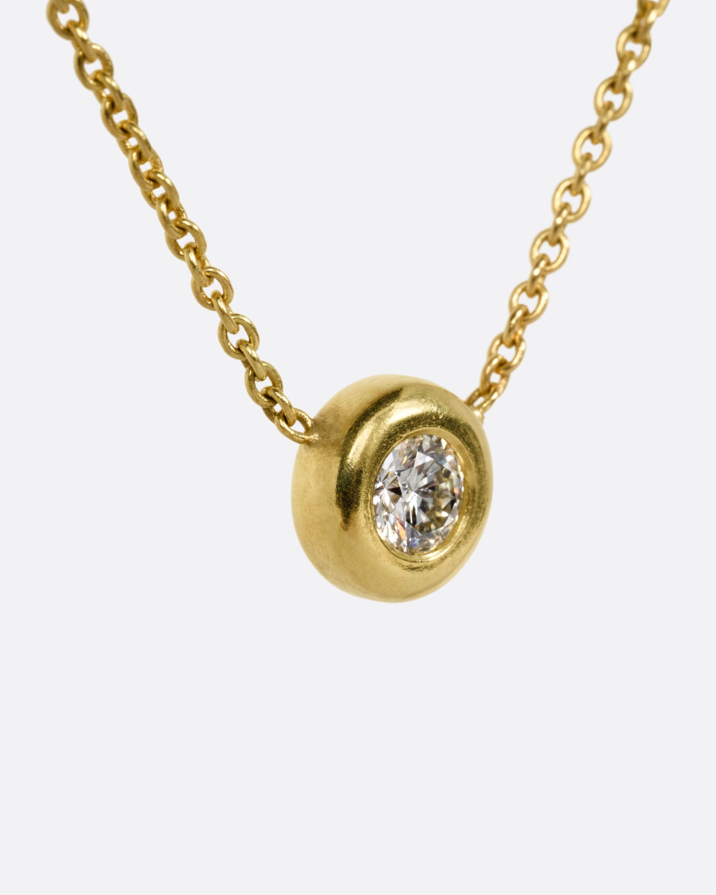 Round Diamond Pendant Necklace