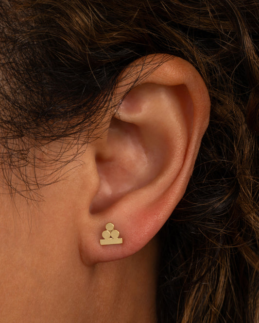 Yellow Gold Balanced Circles Stud