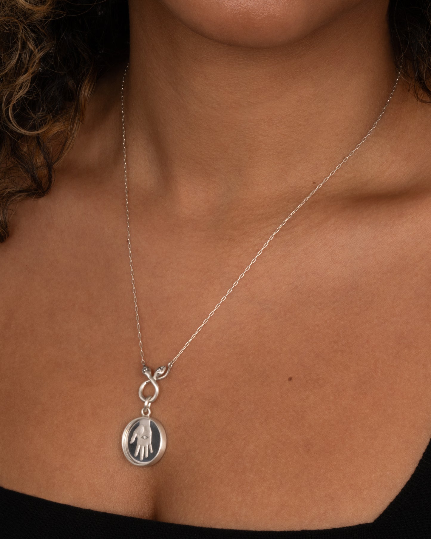 Quartz Hand Intaglio Pendant Necklace
