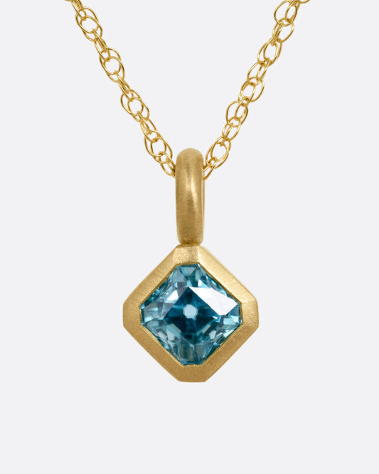 Zircon Offset Petite Pendant Necklace