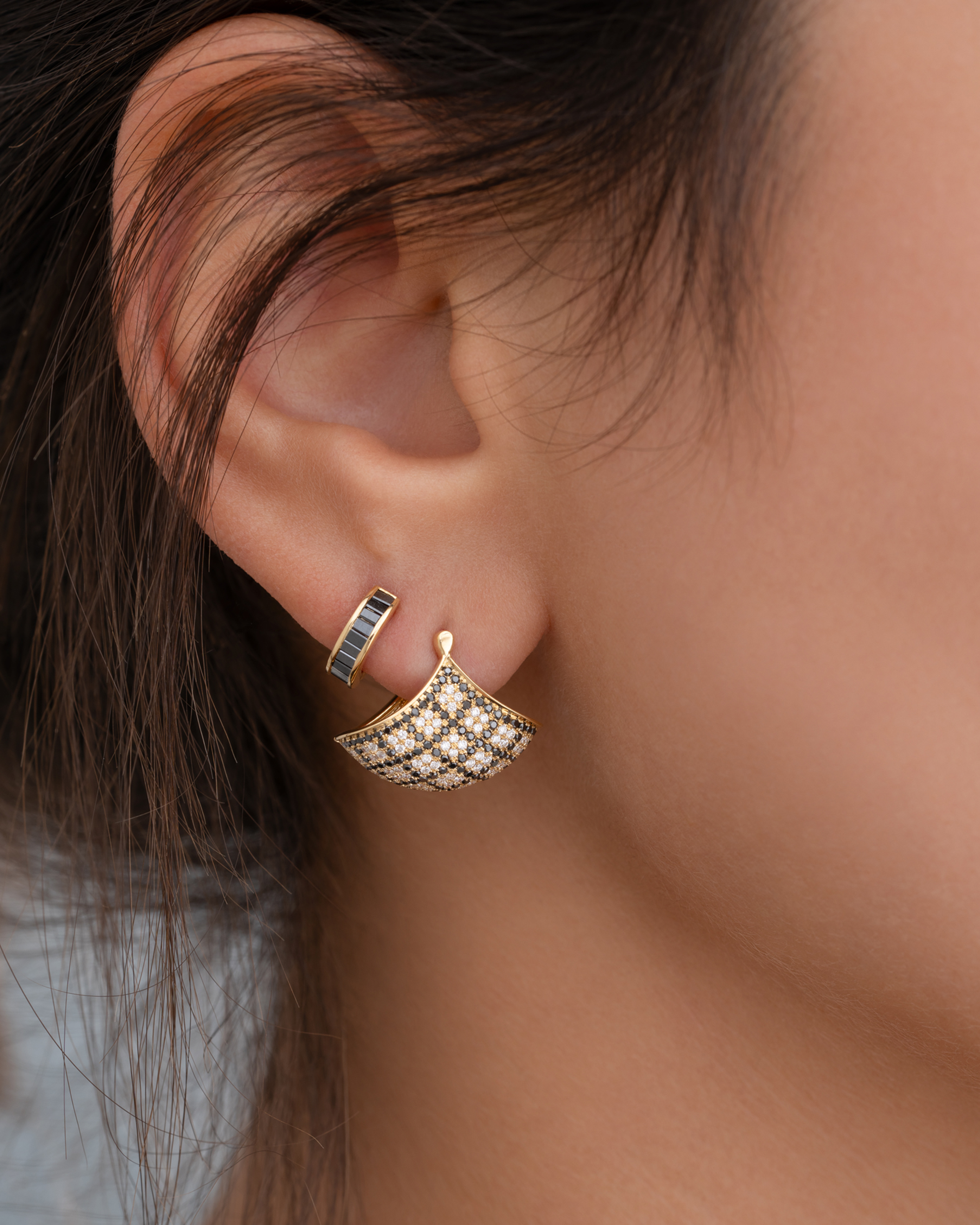 PLAID DIAMOND HUGGIE HOOPS