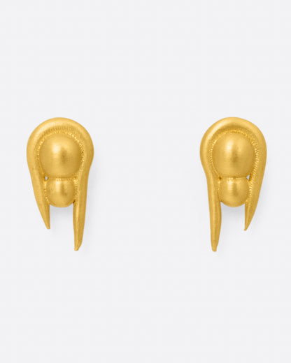 Yellow gold sphere stud earrings, the pair from the front