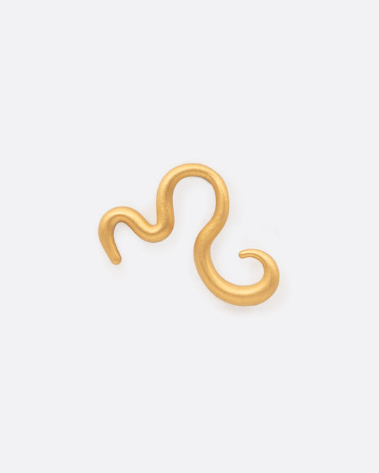 A curved 22k yellow gold snake stud earring, meant for the left ear. Shown from the front.
